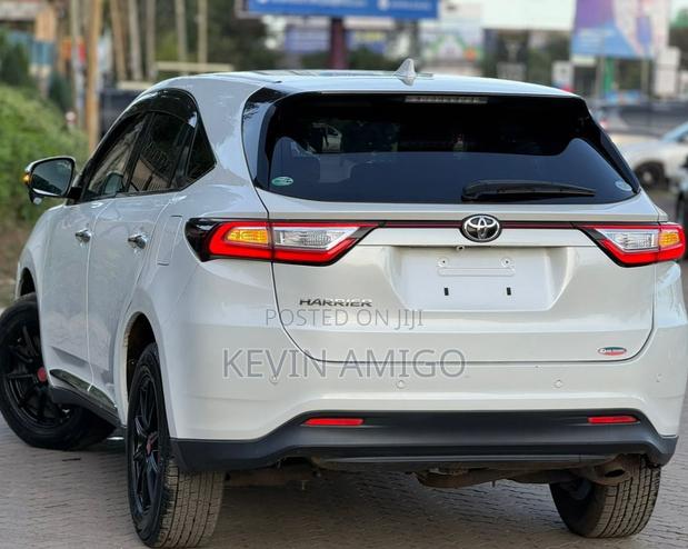 Toyota Harrier 2019 White