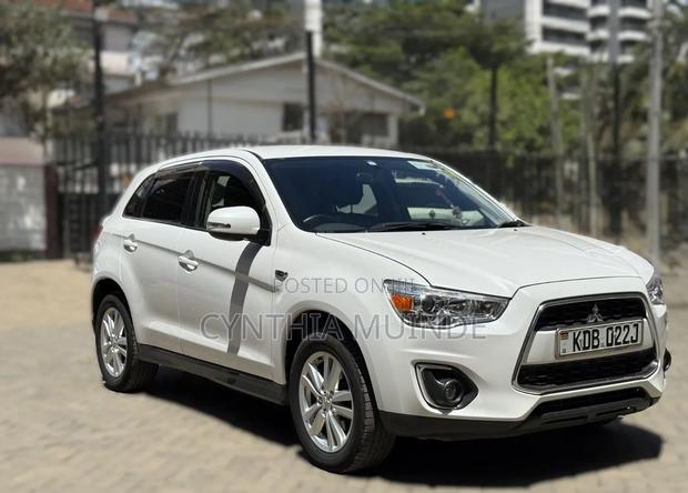 Mitsubishi RVR 2013 White