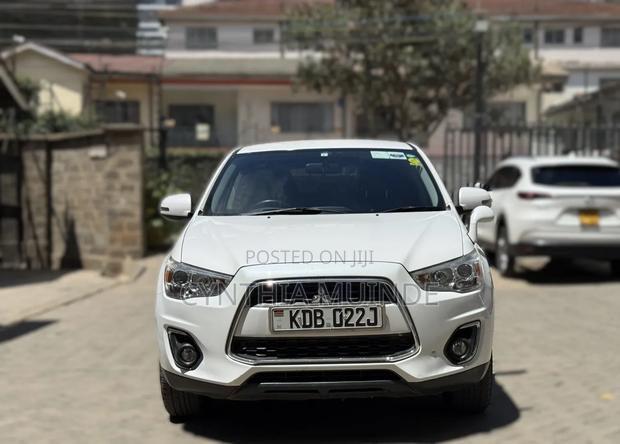 Mitsubishi RVR 2013 White