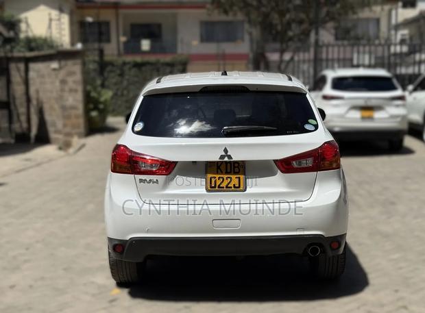Mitsubishi RVR 2013 White