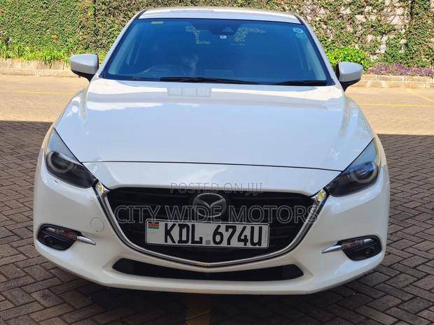 Mazda Axela 2016 White