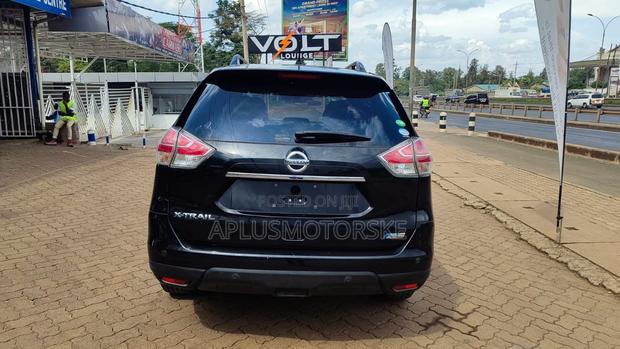 Nissan X-Trail 2.0 Hybrid AWD 2017 Black
