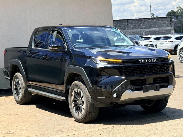 Toyota Hilux 2026 Black