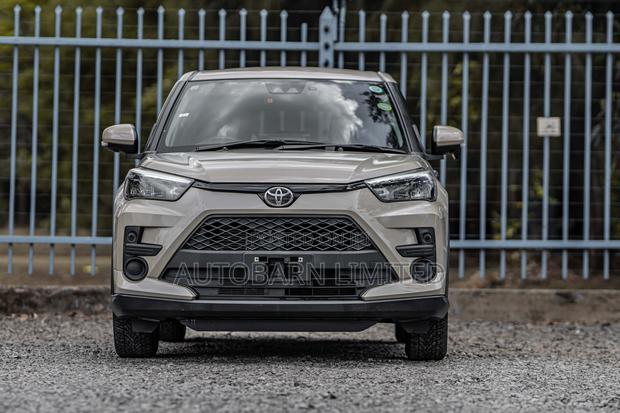 Toyota Raize 1.0 FWD 2019 Beige