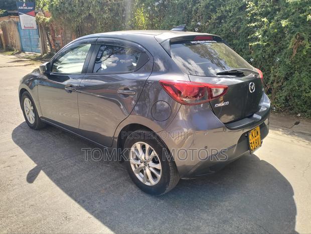 Mazda Demio 2019 Gray