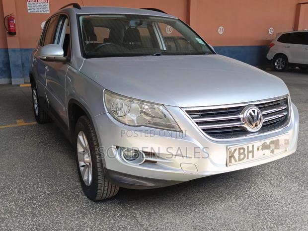 Volkswagen Tiguan SE 4Motion 2010 Silver