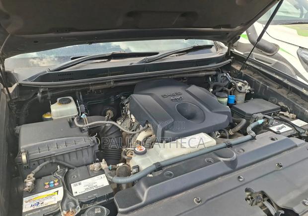 Toyota Land Cruiser Prado 2015 Black