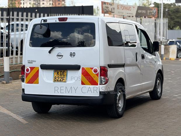 Nissan NV200 2015 White