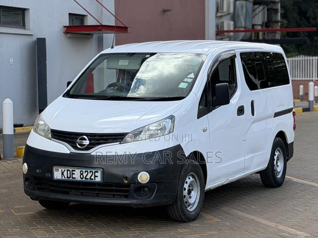 Nissan NV200 2015 White