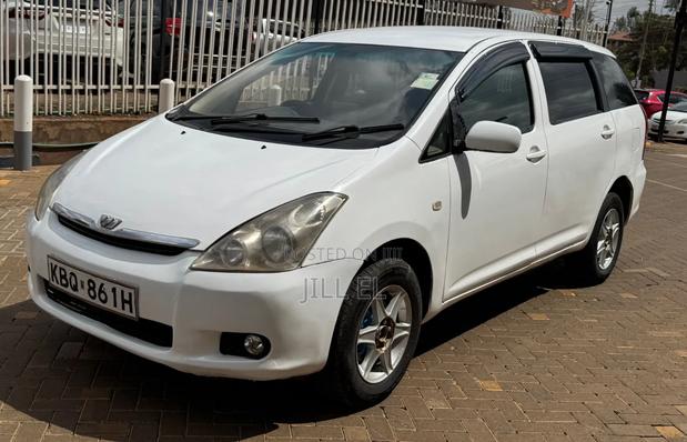 Toyota Wish 2005 White