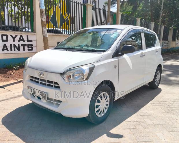 Daihatsu Mira 2018 White