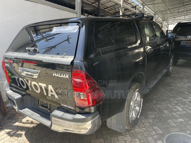 Toyota Hilux Revo Double Cab Deisel 2.4 AWD 2020 Black