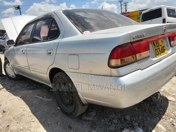 Nissan FB15 2005 Silver