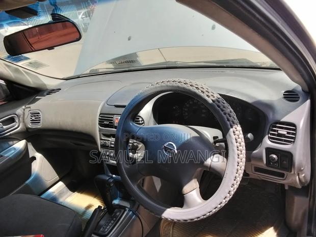 Nissan FB15 2005 Silver