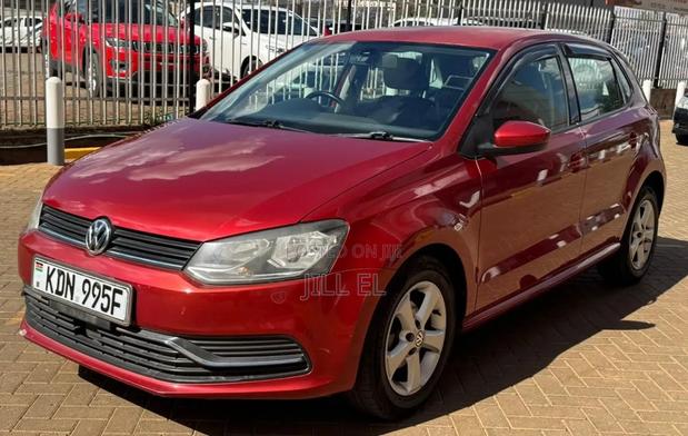 Volkswagen Polo 2016 Red