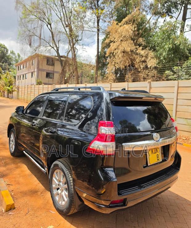 Toyota Land Cruiser Prado 2015 Black