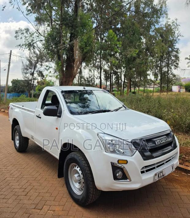 Isuzu D-MAX 2017 White