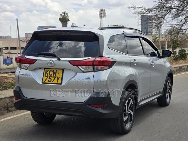 Toyota Rush 2019