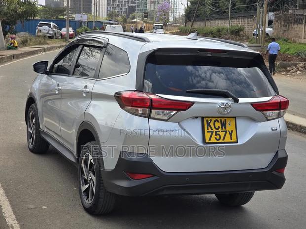 Toyota Rush 2019