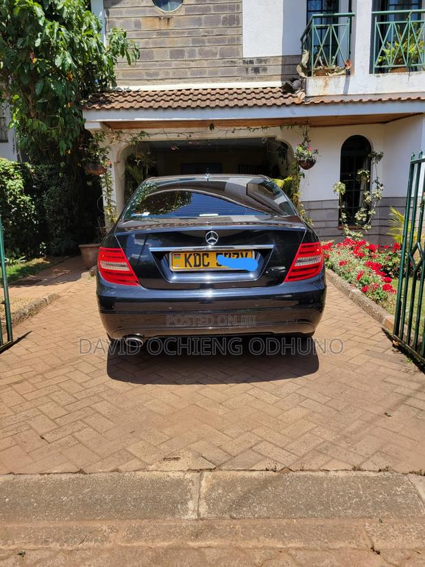 Mercedes-Benz C180 2014 Black
