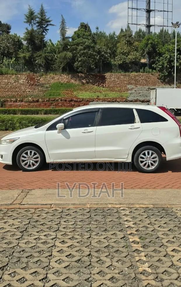 Honda Stream 2009 White