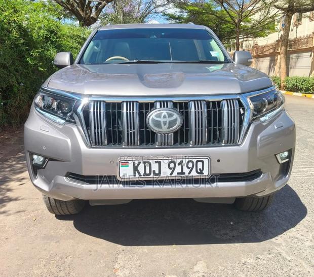Toyota Land Cruiser Prado 2019 Gold