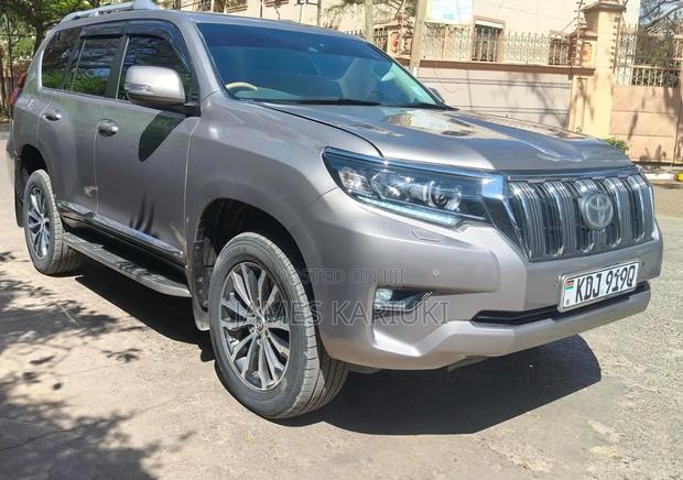 Toyota Land Cruiser Prado 2019 Gold