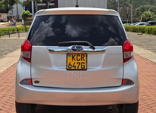 Subaru Trezia 2011 Silver
