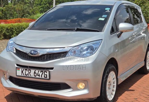 Subaru Trezia 2011 Silver