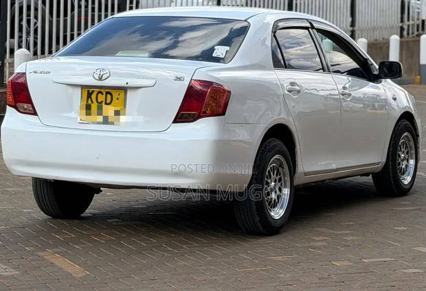 Toyota Axio 2007