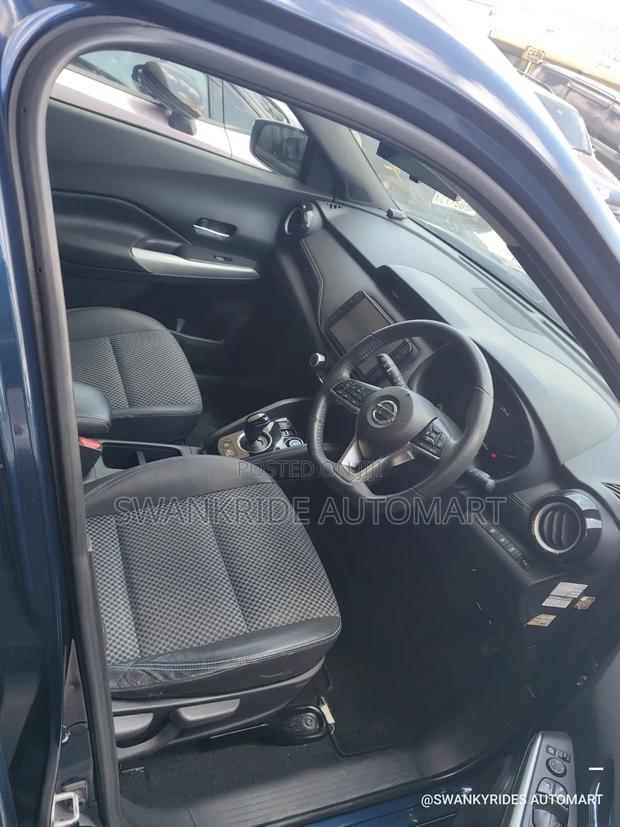 Nissan Kicks 2020 Blue