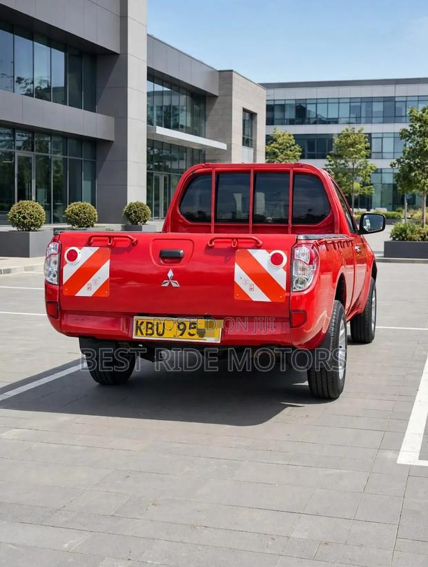 Mitsubishi L200 Single Cab 2.5 TD 2012 Red
