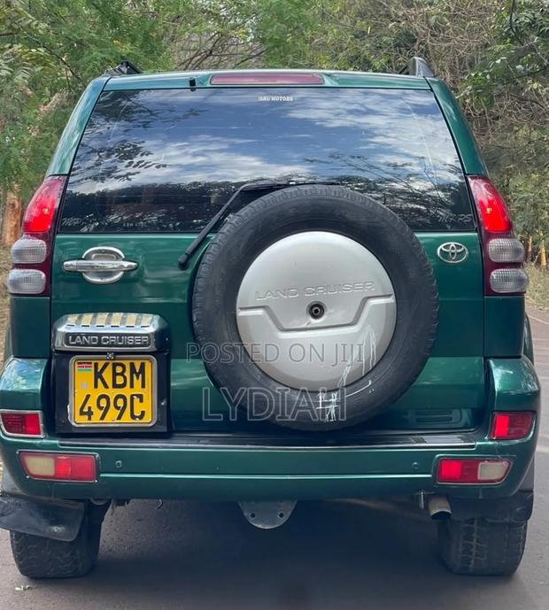 Toyota Land Cruiser Prado 2005 Green