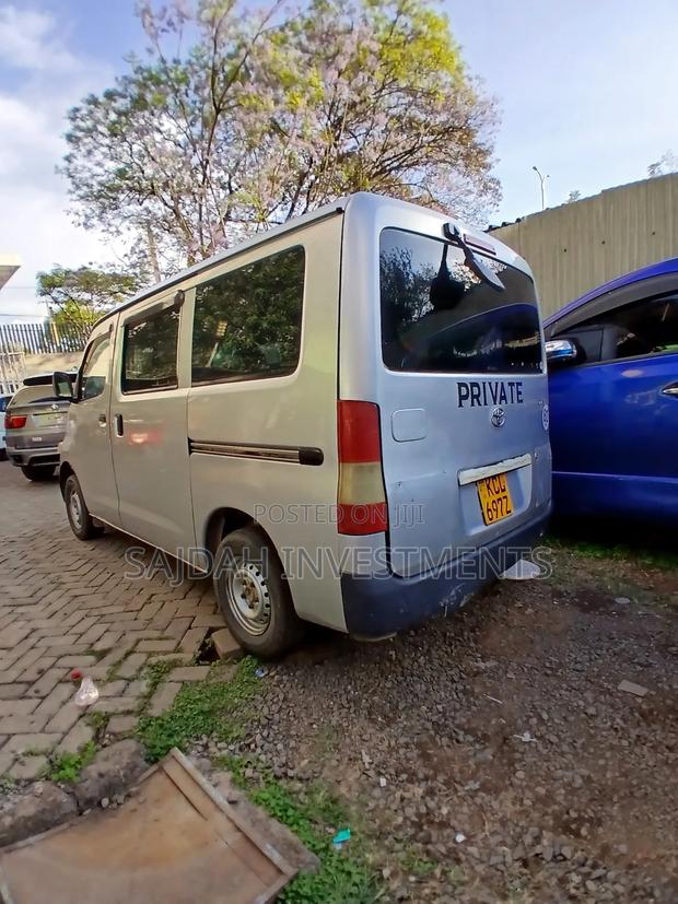 Toyota TownAce 2010 Silver