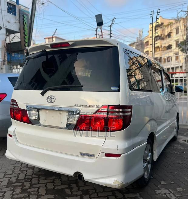 Toyota Alphard 2007 White