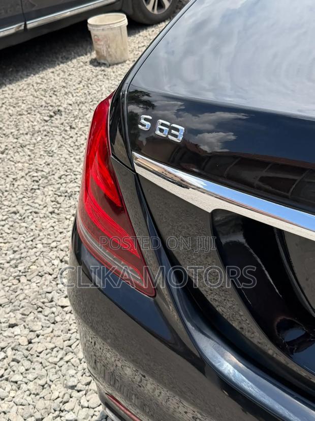 Mercedes-Benz E63 2015 Black