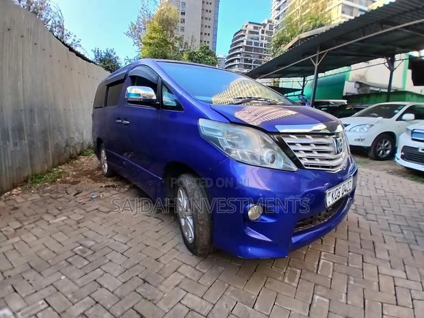 Toyota Alphard 2.4 Petrol FWD 2008 Blue