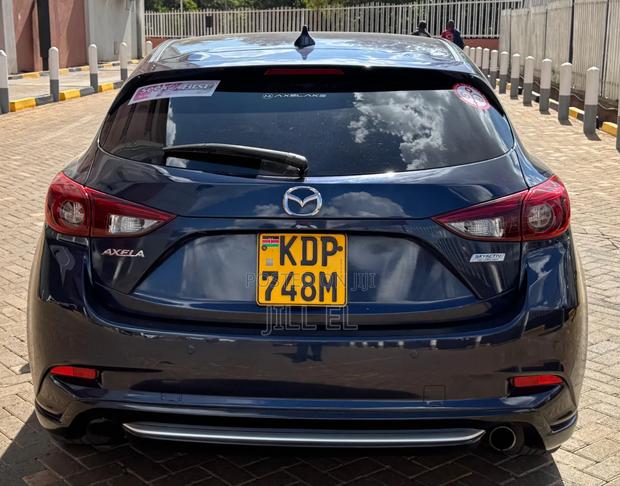 Mazda Axela 2016 Blue