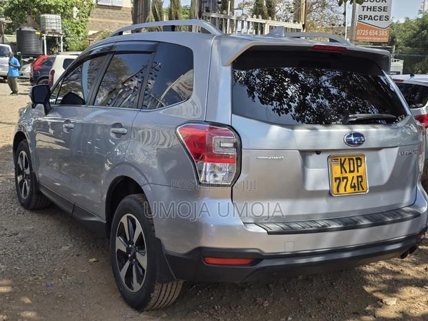 Subaru Forester 2017 Silver