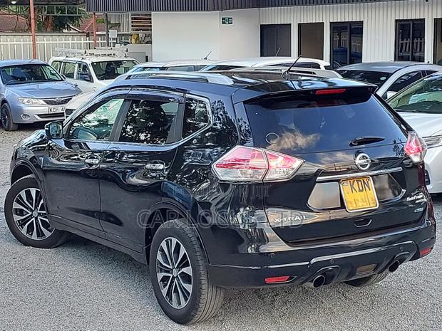 Nissan X-Trail 2.0 Petrol AWD 2016 Black