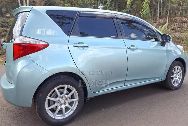 Toyota Ractis 2013 Green