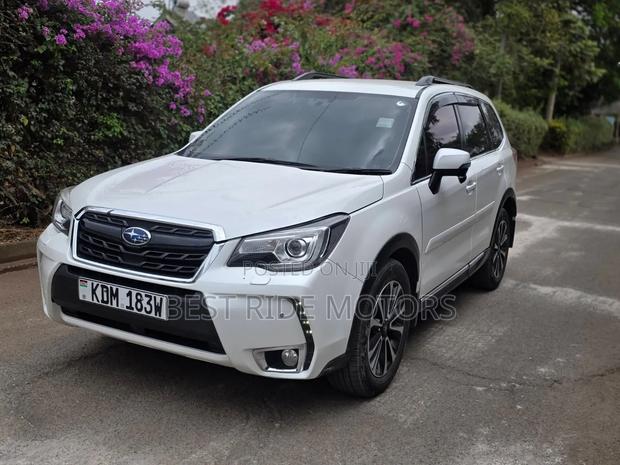 Subaru Forester 2.0XT Premium AWD 2016 White