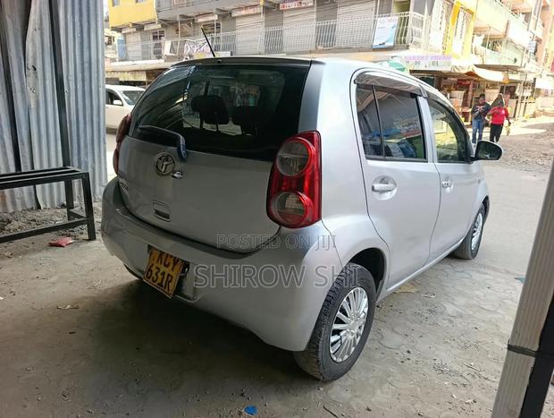 Toyota Passo 2013 Silver