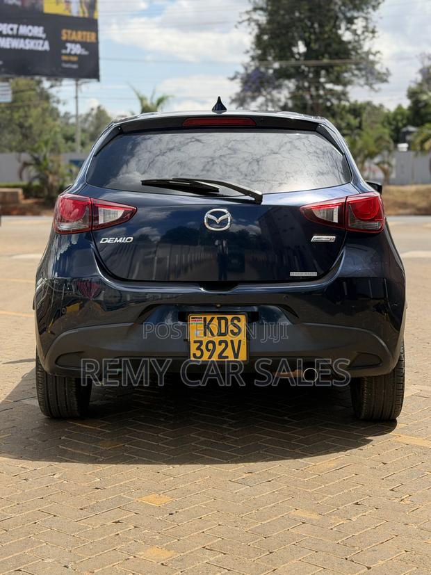 Mazda Demio 2018 Blue