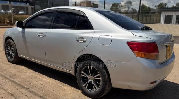 Toyota Allion 2010 Silver