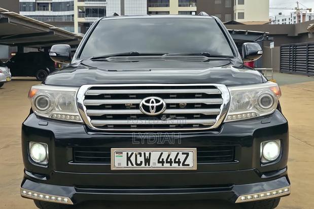 Toyota Land Cruiser 2012 Black