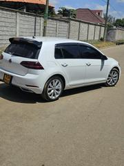 Volkswagen Golf 2017 White for sale