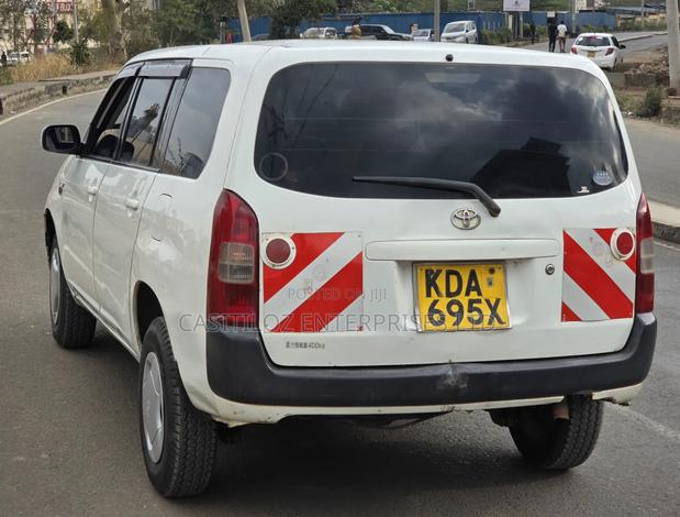 Toyota Probox 1.5 DX 2WD 2013 White