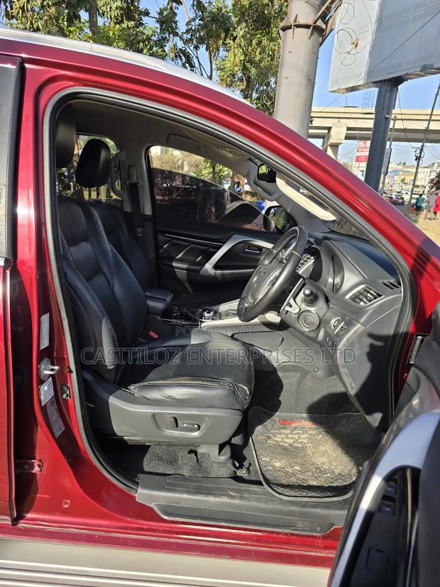 Mitsubishi Pajero Sport GLS 2017 Red