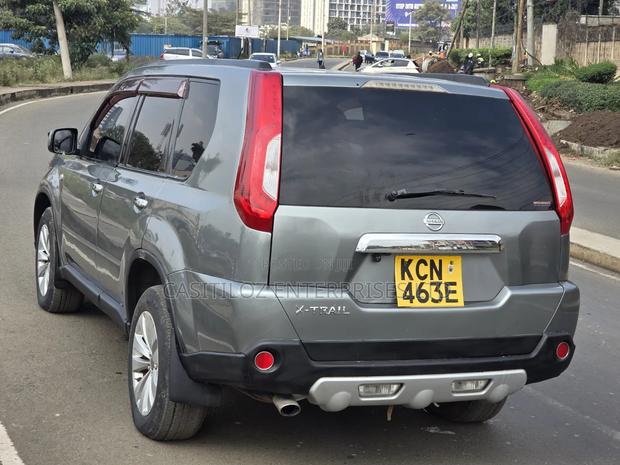 Nissan X-Trail 2.0 Petrol XE 2010 Gray